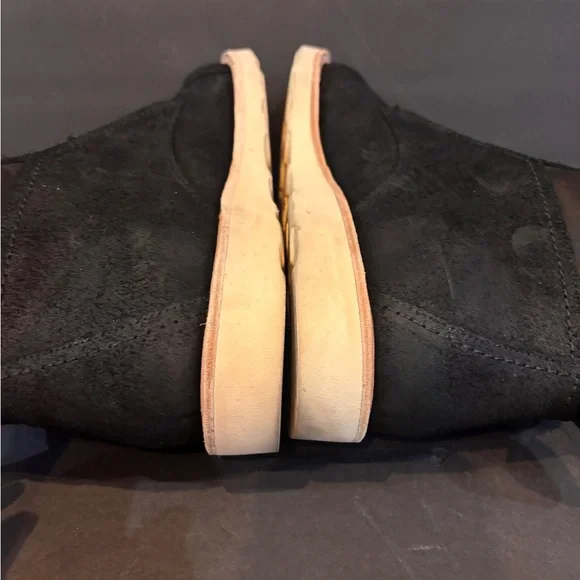 SAS Hatchet Chukka Boot 10.5M Black Suede Vibram USA Made $339 Retail